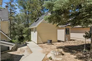 26355 Augusta Dr, Lake Arrowhead, CA 92352 - Photo 41