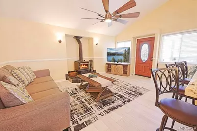 142 Leonard Lane, Sugarloaf, CA 92386 - Photo 5