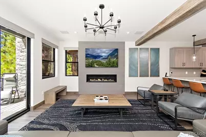 679 Summit Boulevard, Big Bear Lake, CA 92315 - Photo 5