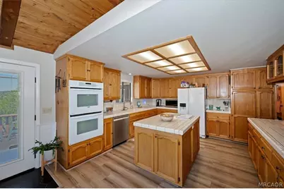 1170 Crestwood Drive, Big Bear City, CA 92314 - Photo 17