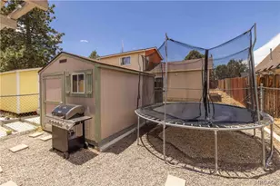 124 Wabash Ln, Sugarloaf, CA 92386 - Photo 21