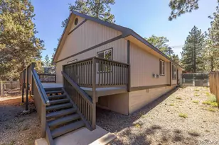451 Maple Ln, Sugarloaf, CA 92386 - Photo 27