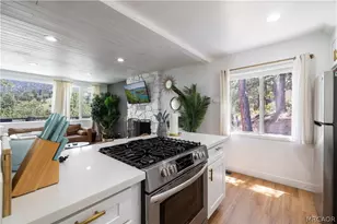 1289 Balsam Dr, Big Bear Lake, CA 92315 - Photo 15