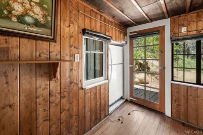 335 North Shore Dr, Fawnskin, CA 92333 - Photo 9