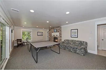 28714 Palisades Drive, Lake Arrowhead, CA 92352 - Photo 29