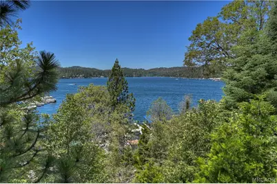 28714 Palisades Drive, Lake Arrowhead, CA 92352 - Photo 5