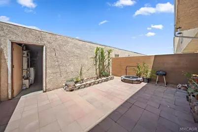 16465 Green Tree Boulevard #18, Victorville, CA 92395 - Photo 17