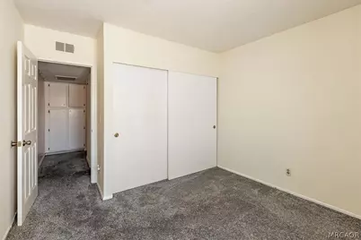 16465 Green Tree Boulevard #18, Victorville, CA 92395 - Photo 25