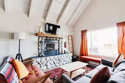 42585 Falcon Avenue, Big Bear Lake, CA 92315 - Photo 9