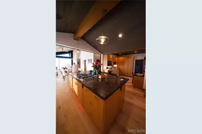 380 Springhill Place, Big Bear Lake, CA 92315 - Photo 21