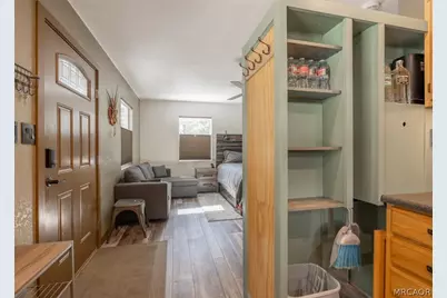 901 & 903 W Rainbow Boulevard, Big Bear City, CA 92314 - Photo 23