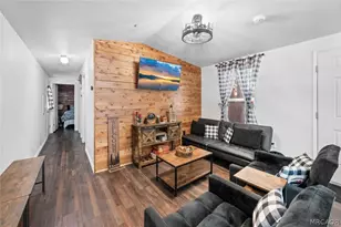 201 Maple Ln, Sugarloaf, CA 92386 - Photo 7