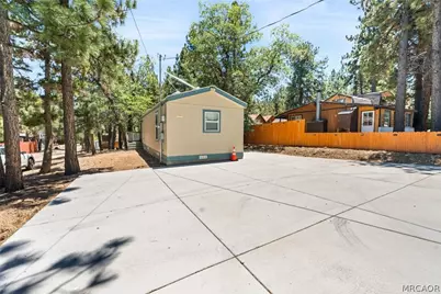 201 Maple Lane, Sugarloaf, CA 92386 - Photo 23