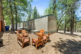 201 Maple Ln, Sugarloaf, CA 92386 - Photo 23