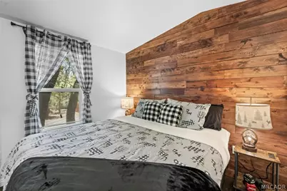 201 Maple Lane, Sugarloaf, CA 92386 - Photo 13