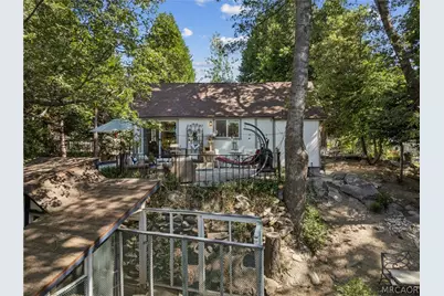 26472 Lake Forest Drive, Twin Peaks, CA 92391 - Photo 13