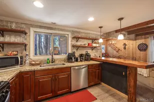 42676 La Placida Ave, Big Bear Lake, CA 92315 - Photo 9