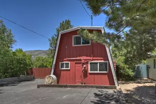 929 W Fairway Blvd, Big Bear City, CA 92314 - Photo 39