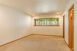 126 Eureka Dr, Big Bear Lake, CA 92315 - Photo 31