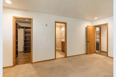 126 Eureka Drive, Big Bear Lake, CA 92315 - Photo 33