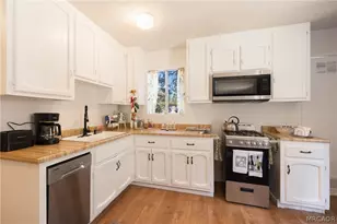133 Holmes Ln, Sugarloaf, CA 92386 - Photo 15