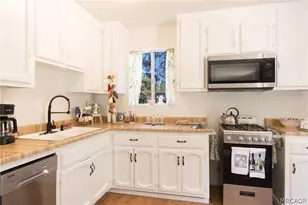 133 Holmes Ln, Sugarloaf, CA 92386 - Photo 13