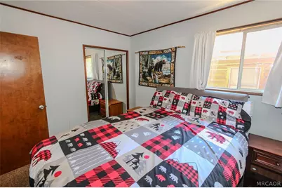 945 Green Way Drive, Big Bear City, CA 92314 - Photo 13