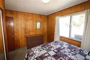 945 Greenway Dr, Big Bear City, CA 92314 - Photo 17