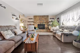 108 W Desert View Dr, Barstow, CA 92311 - Photo 5