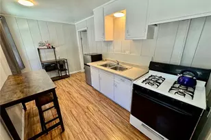32075 Hilltop Dr, Running Springs, CA 92382 - Photo 19