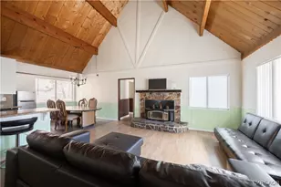 200 E Country Club Blvd, Big Bear City, CA 92314 - Photo 7