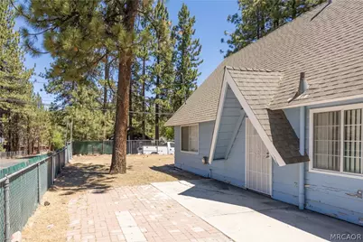 200 E Country Club Boulevard, Big Bear City, CA 92314 - Photo 47