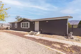 35875 El Dorado St, Lucerne Valley, CA 92356 - Photo 3