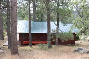 281 Pine Oak Ln, Fawnskin, CA 92315 - Photo 35