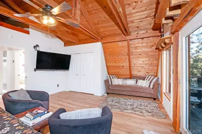 108 E Rainbow Boulevard, Big Bear City, CA 92314 - Photo 29