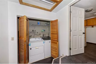 28673 Manitoba Drive, Lake Arrowhead, CA 92352 - Photo 31