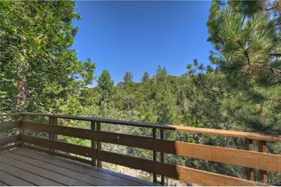 28673 Manitoba Drive, Lake Arrowhead, CA 92352 - Photo 7