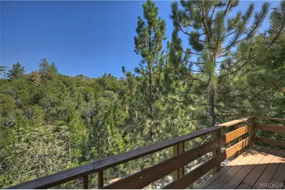 28673 Manitoba Drive, Lake Arrowhead, CA 92352 - Photo 27