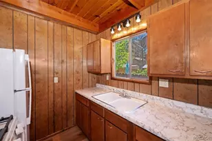 530 W Sherwood Blvd, Big Bear City, CA 92314 - Photo 11