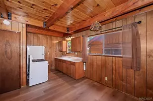 530 W Sherwood Blvd, Big Bear City, CA 92314 - Photo 9