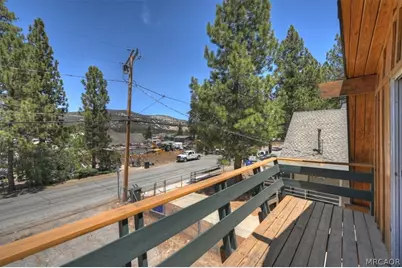 530 W Sherwood Boulevard, Big Bear City, CA 92314 - Photo 29