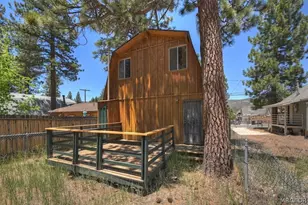 530 W Sherwood Blvd, Big Bear City, CA 92314 - Photo 27