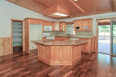 369 S Eureka Drive, Big Bear Lake, CA 92315 - Photo 9