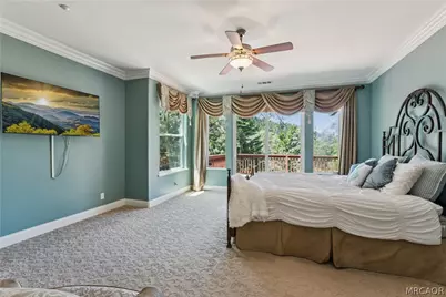 468 S Cumberland Drive, Lake Arrowhead, CA 92352 - Photo 9
