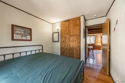 526 W Aeroplane Boulevard, Big Bear City, CA 92314 - Photo 19