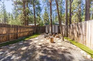 526 W Aeroplane Blvd, Big Bear City, CA 92314 - Photo 23