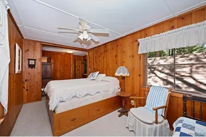 563 E Victoria Court, Lake Arrowhead, CA 92352 - Photo 27