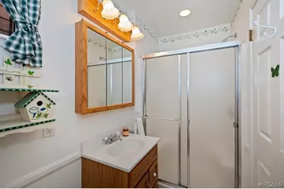 563 E Victoria Court, Lake Arrowhead, CA 92352 - Photo 33