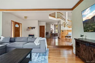 27516 W Shore Rd, Lake Arrowhead, CA 92352 - Photo 9