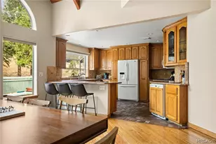27516 W Shore Rd, Lake Arrowhead, CA 92352 - Photo 13
